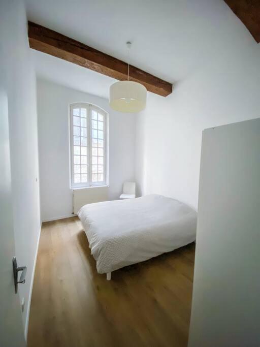 ארל Apartment In Hyper Center - 3 Bedrooms מראה חיצוני תמונה