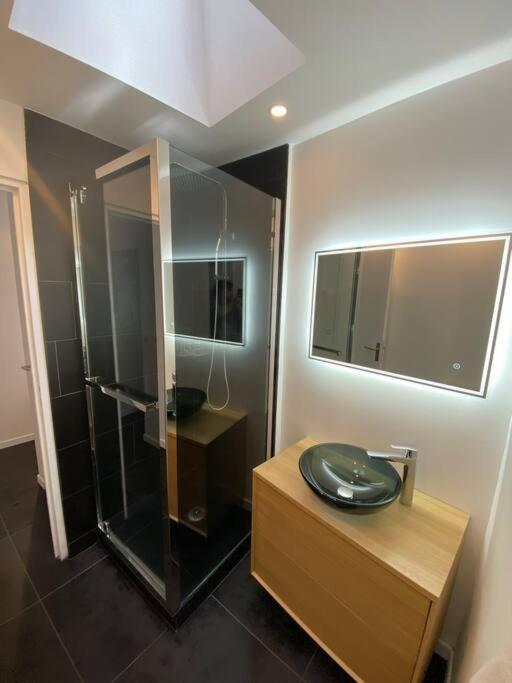 ארל Apartment In Hyper Center - 3 Bedrooms מראה חיצוני תמונה